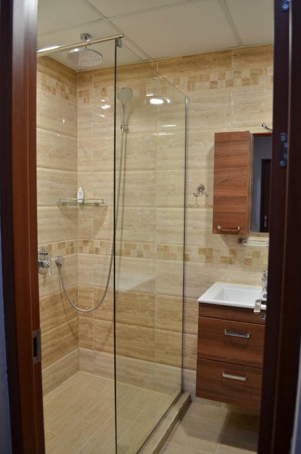 Luxury Apartment Near Varna, Located In Targovishte エクステリア 写真