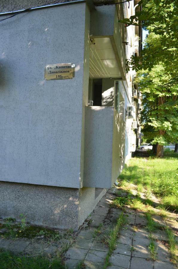Luxury Apartment Near Varna, Located In Targovishte エクステリア 写真